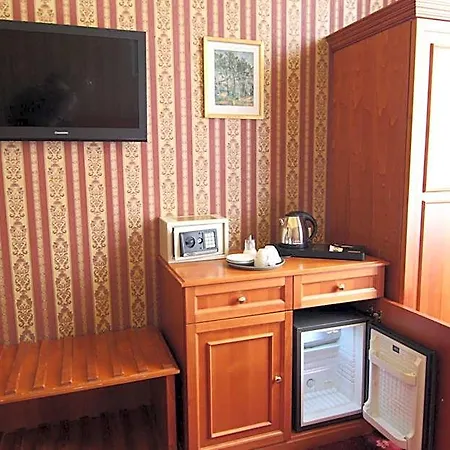 Old Hotell