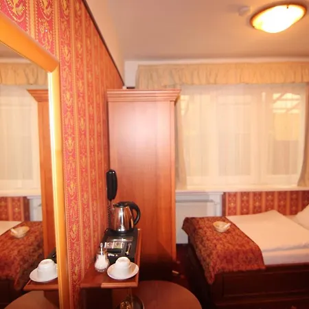 Old 3* Praga