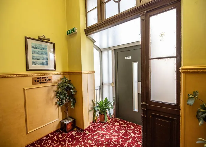 Hotel Old